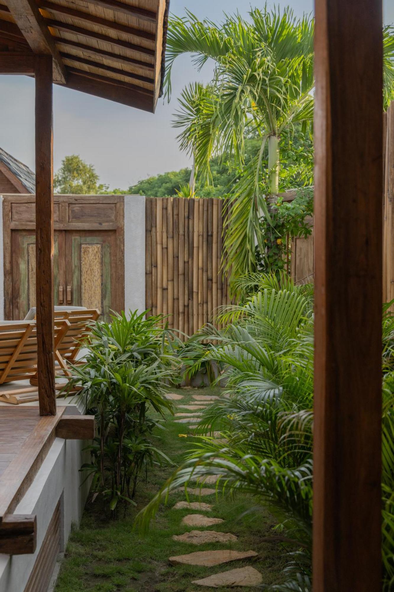 Kalyana Villa Gili Air Esterno foto